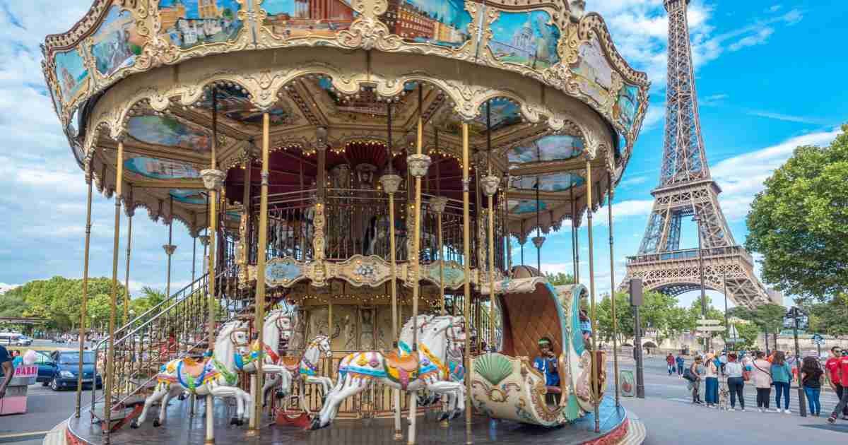 15 Best Attractions in Paris in France
