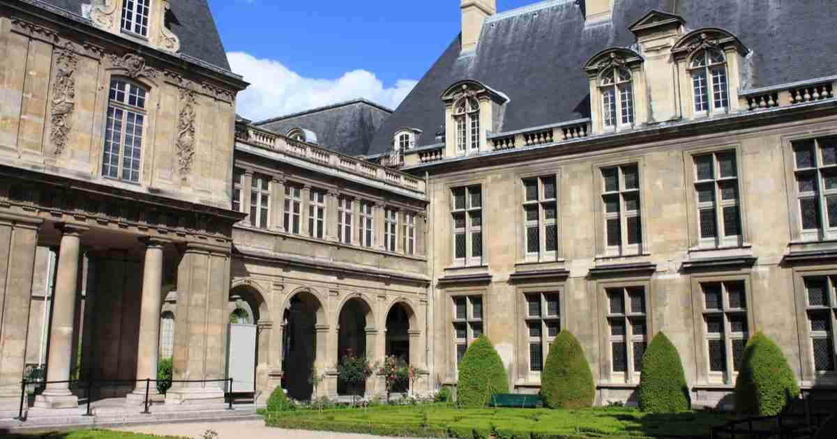A Guide to Carnavalet Museum in Paris in France