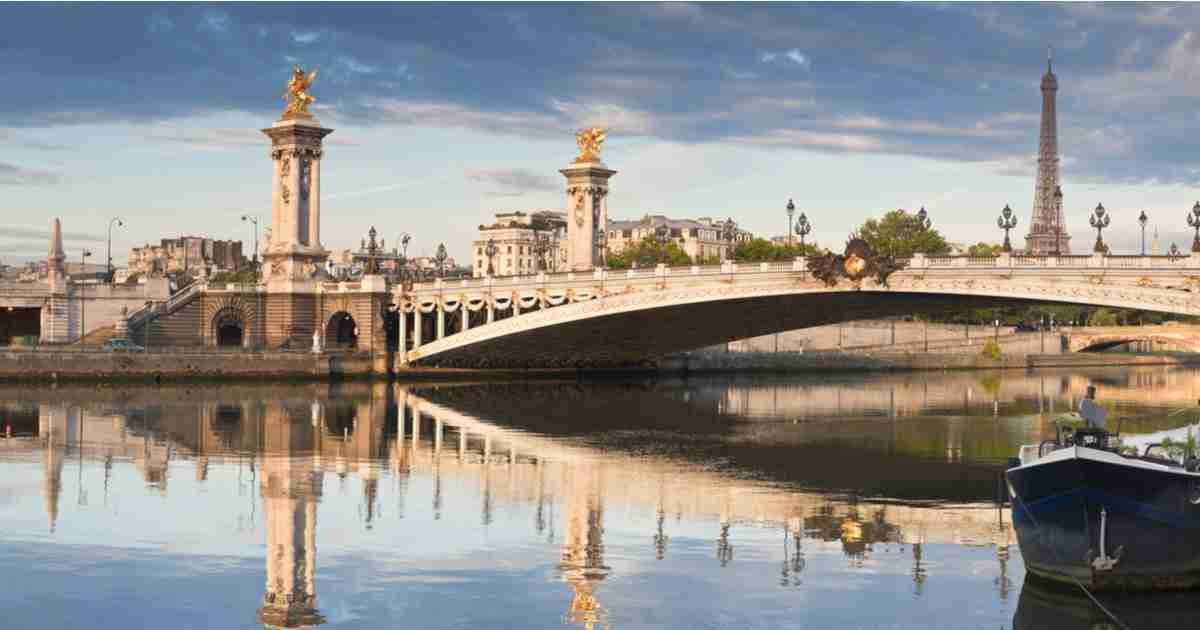 5 Most Famous Bridges in Paris: Location & Tips - 2023
